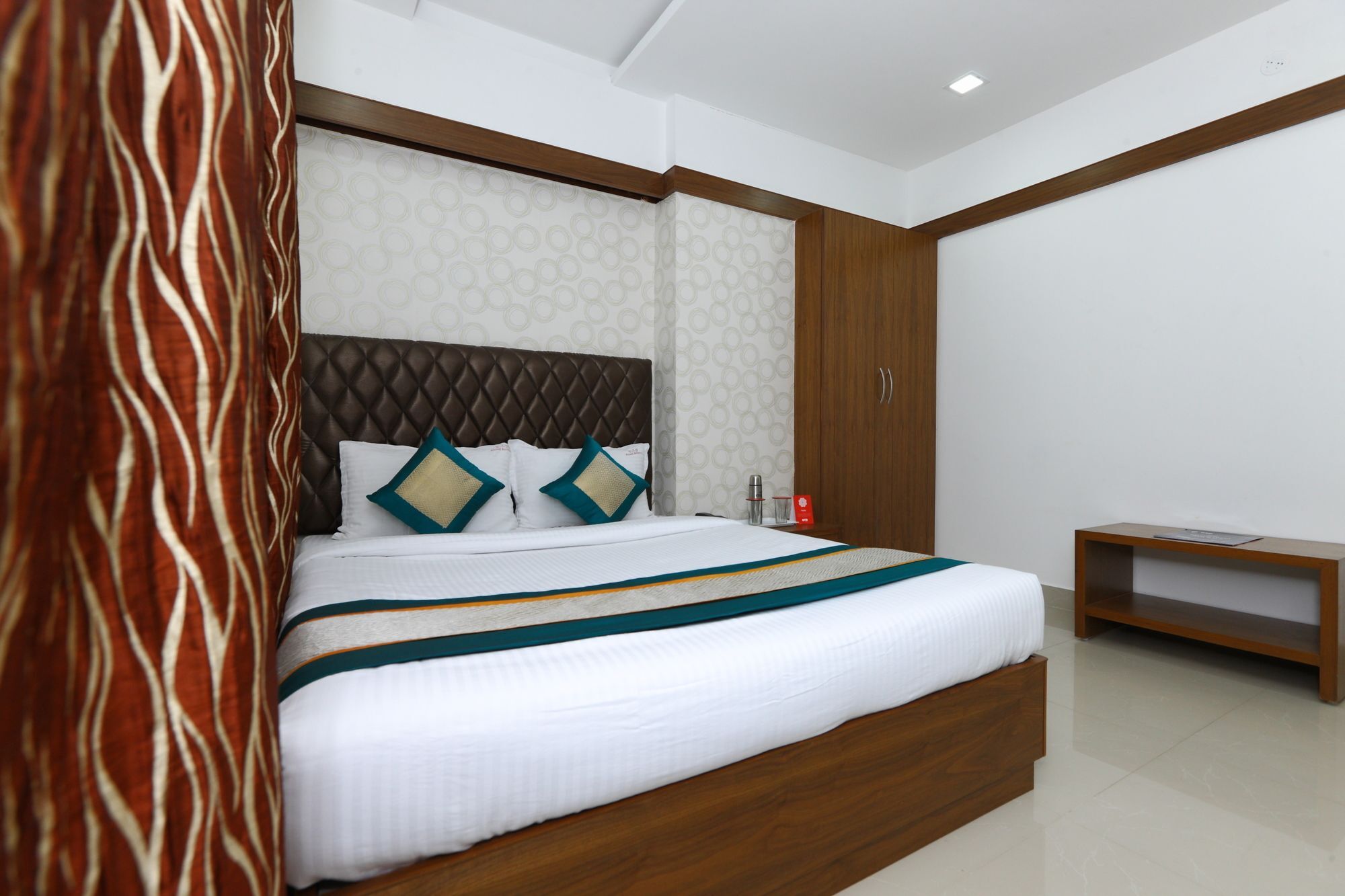 Hotel Oyo 6626 Khaleej Residency Chennai Exterior foto