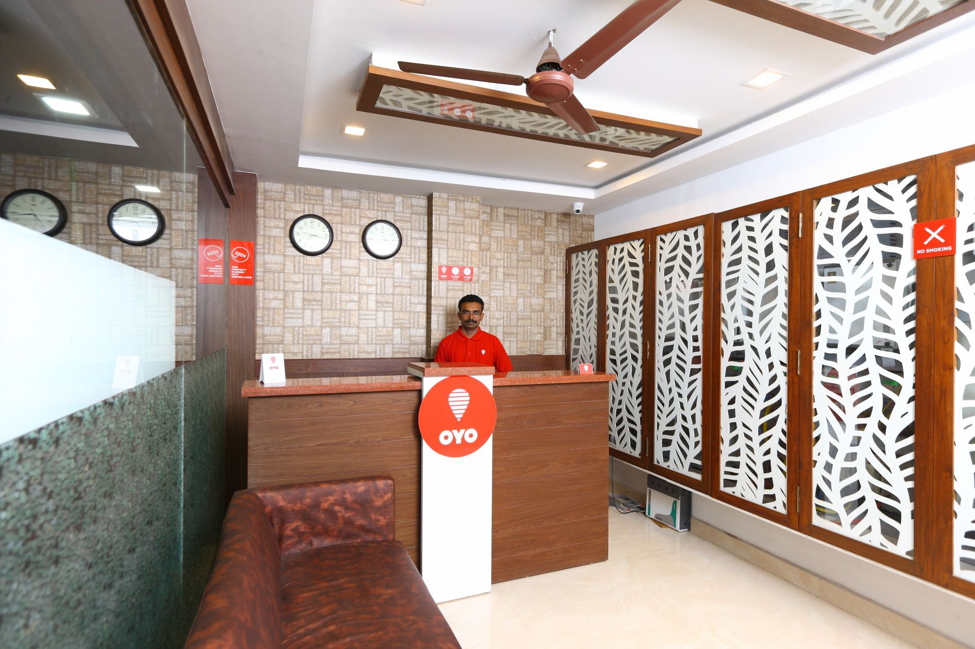 Hotel Oyo 6626 Khaleej Residency Chennai Exterior foto